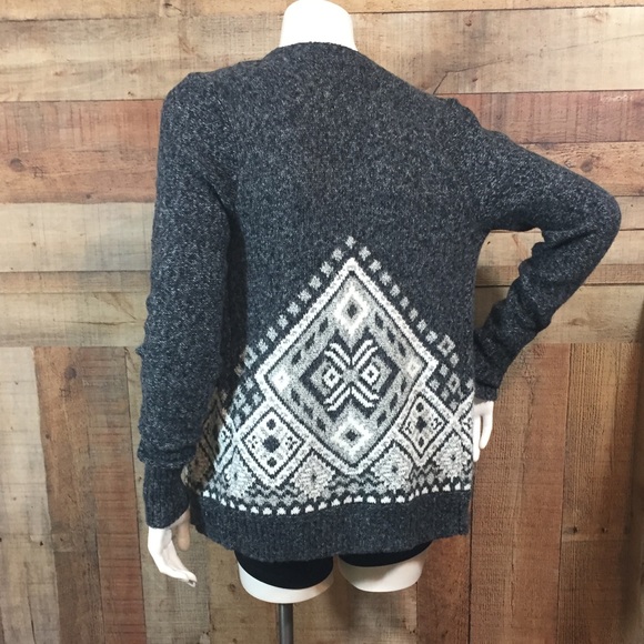 Hollister Sweater - Picture 3 of 7